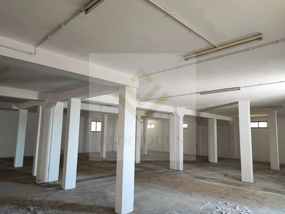 Loja para Venda em O. Azeméis, Riba-Ul, Ul, Macinhata Seixa, Madail Foto 4