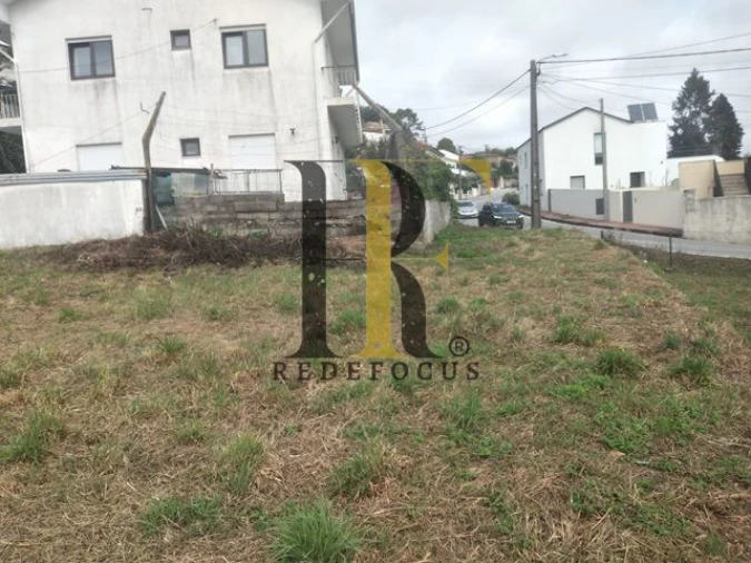 Terreno para Venda em Fiães Foto 4