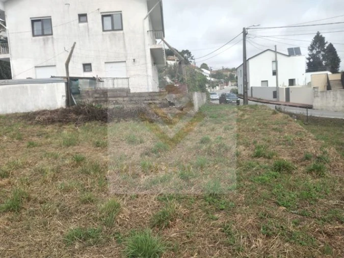 Terreno para Venda em Fiães Foto 4