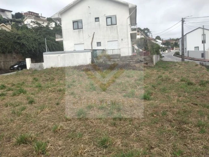Terreno para Venda em Fiães