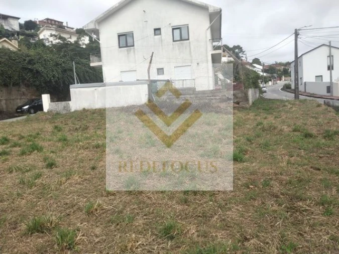 Terreno para Venda em Fiães