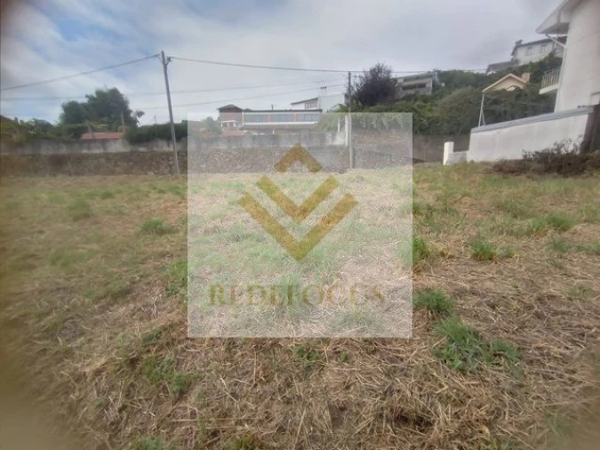 Terreno para Venda em Fiães Foto 2