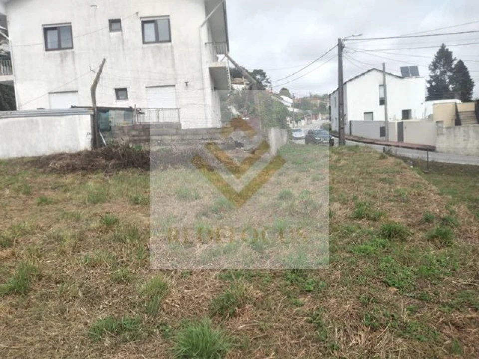 Terreno para Venda em Fiães Foto 4