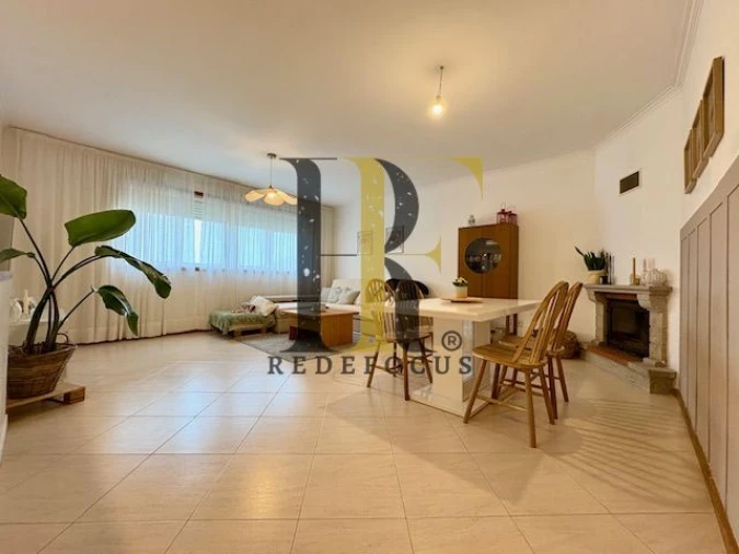 Apartamento T1 para Venda em Pedroso e Seixezelo Foto 1