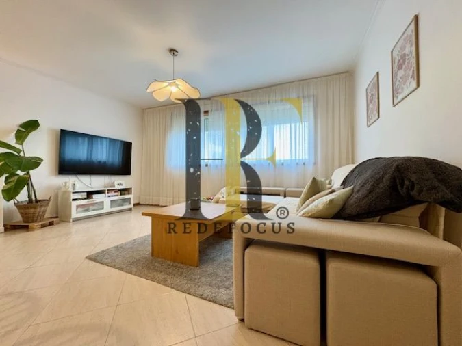 Apartamento T1 para Venda em Pedroso e Seixezelo Foto 9