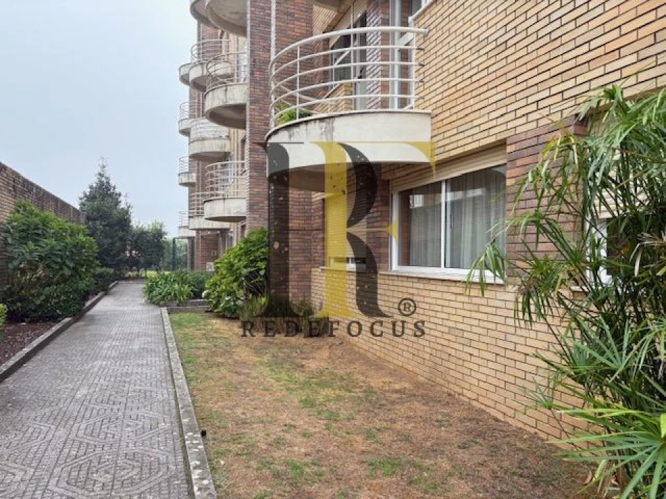 Apartamento T1 para Venda em Pedroso e Seixezelo Foto 30