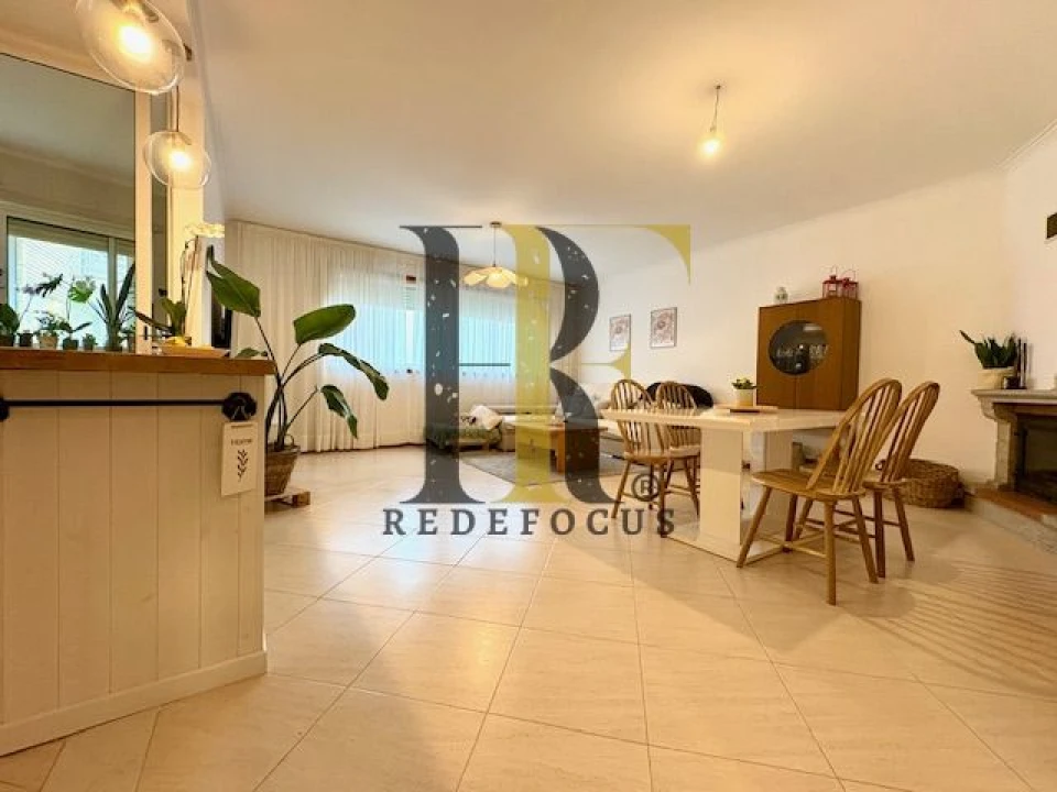 Apartamento T1 para Venda em Pedroso e Seixezelo Foto 2