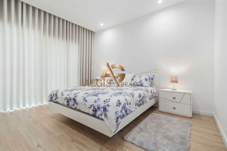 Moradia T3 para Venda em Gaula Foto 24