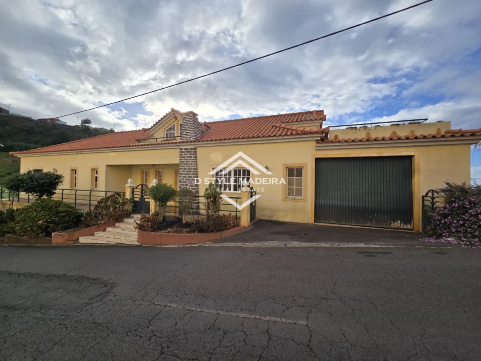 Moradia T3 para Venda em Ponta do Sol Foto 4