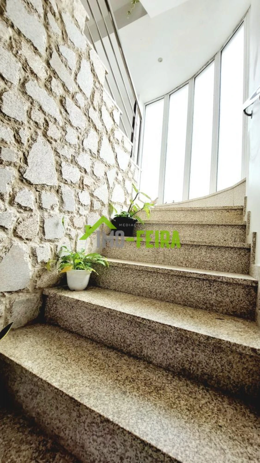 Moradia T5 para Venda em Sanguedo Foto 4