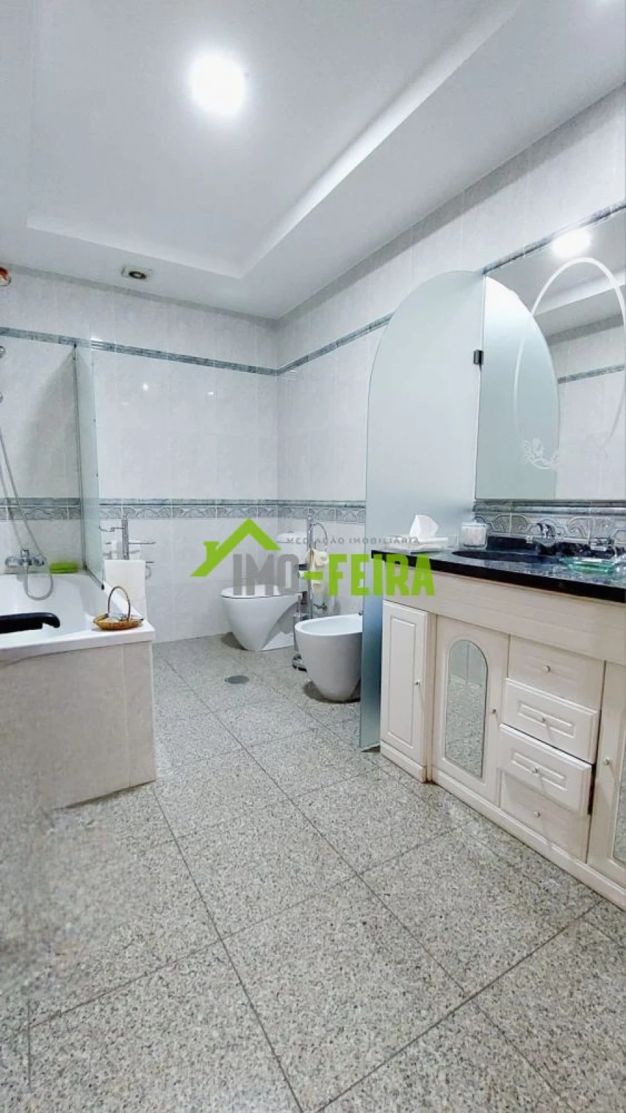 Moradia T5 para Venda em Sanguedo Foto 14