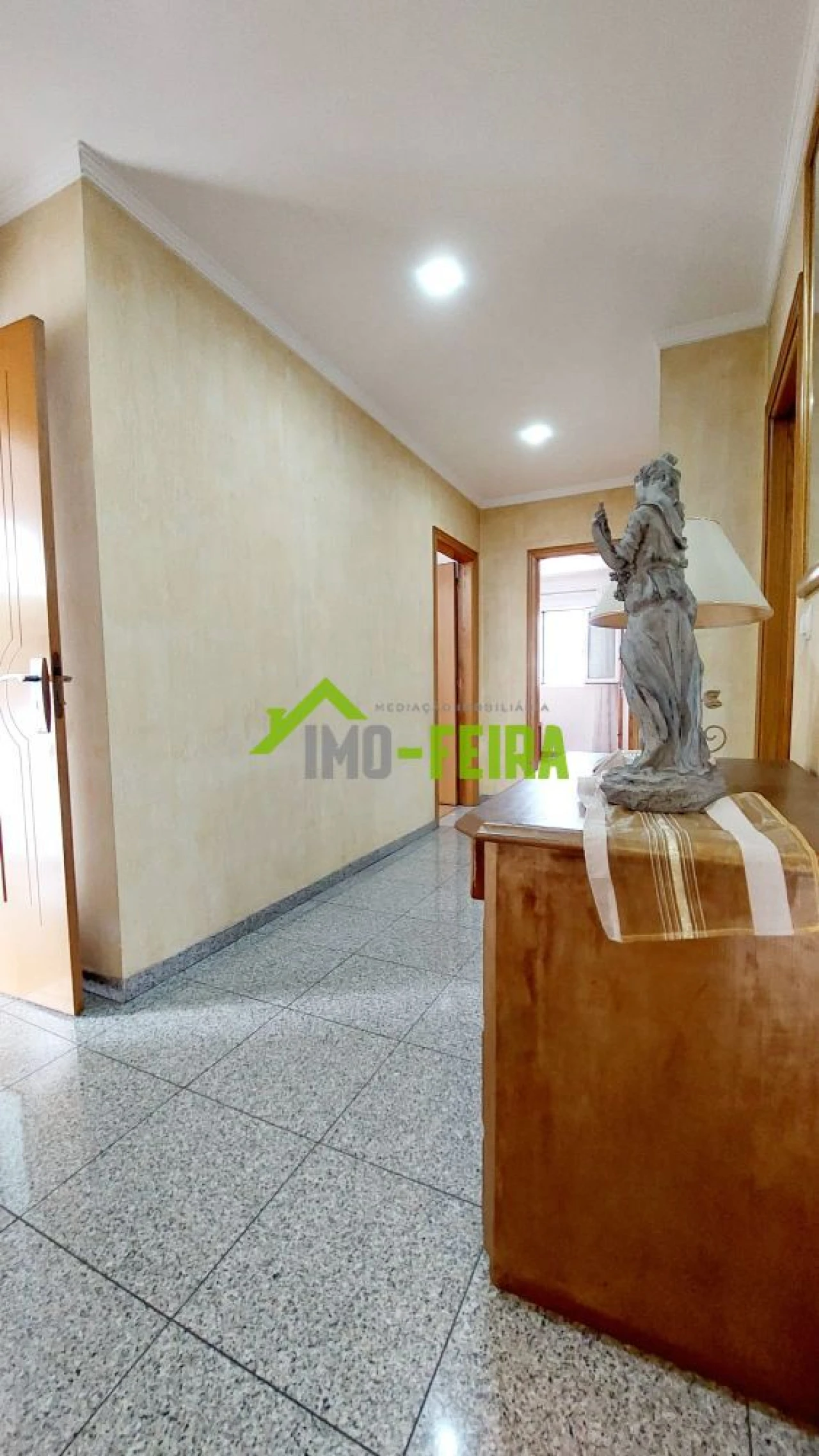 Moradia T5 para Venda em Sanguedo Foto 13