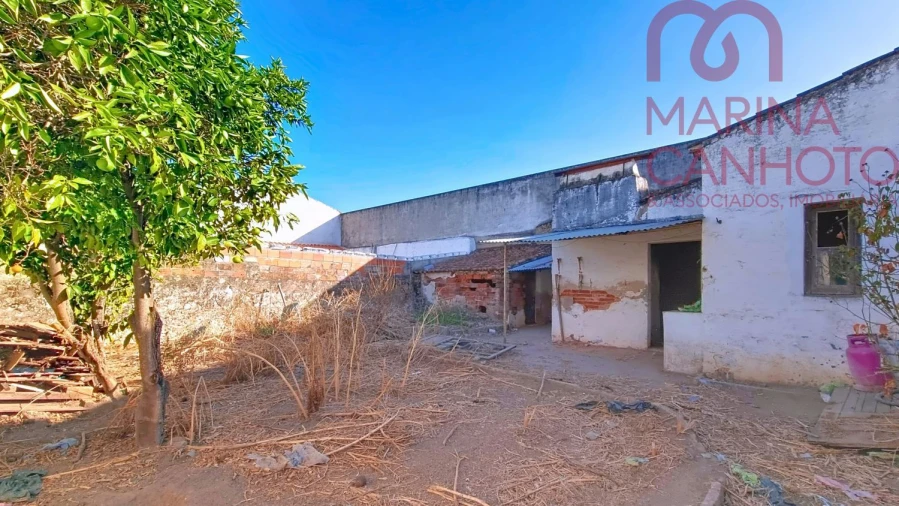 Moradia T2 para Venda em Cano Foto 12