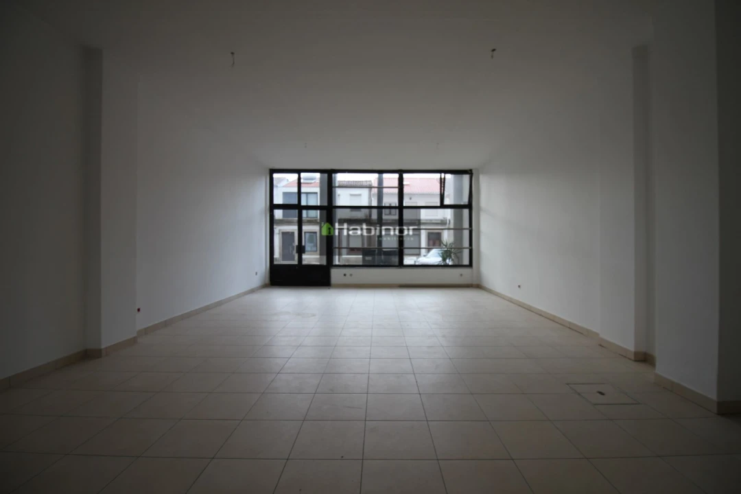 Loja para Venda em Santa Maria Maior e Monserrate e Meadela Foto 1