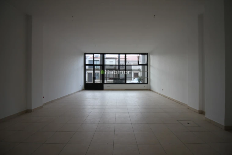 Loja para Venda em Santa Maria Maior e Monserrate e Meadela Foto 1