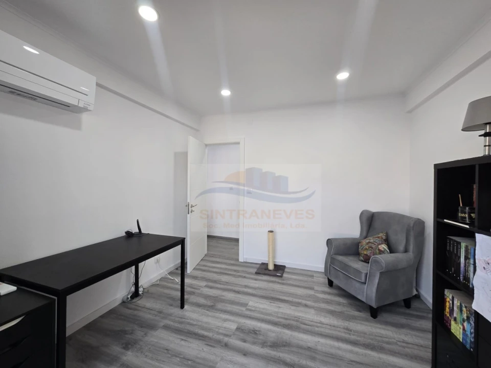 Apartamento T2 para Venda em Mina de Água Foto 17