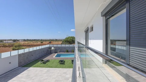 Moradia T4 para Venda em Guia