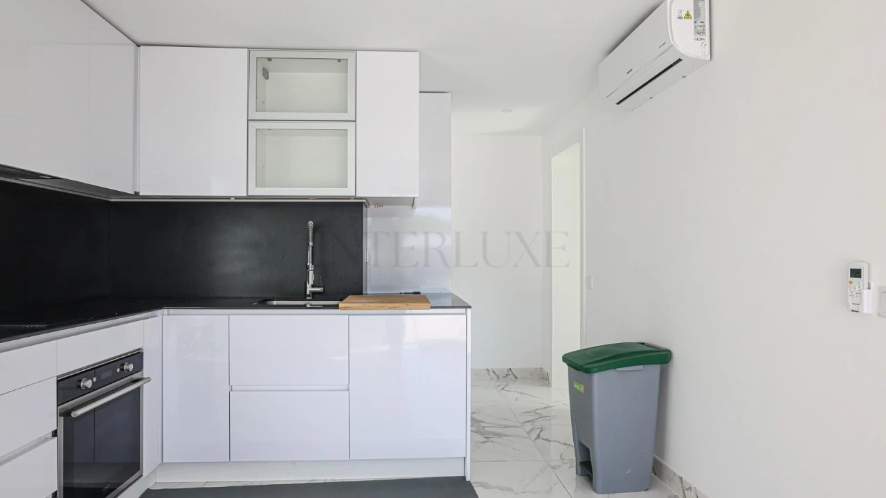 Moradia T4 para Venda em Guia Foto 37
