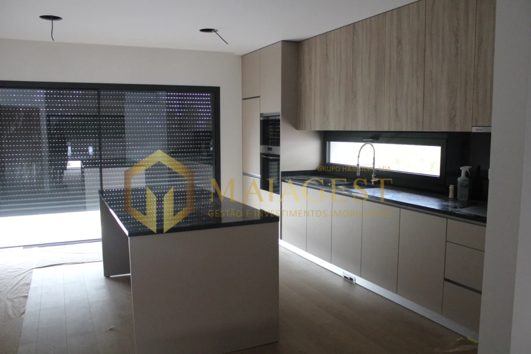 Moradia T3 para Venda em Lobão, Gião, Louredo e Guisande Foto 13