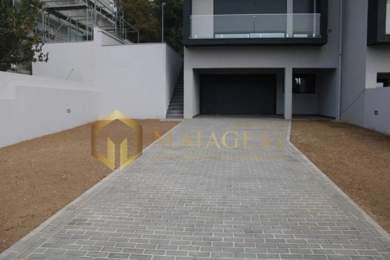 Moradia T3 para Venda em Lobão, Gião, Louredo e Guisande Foto 7