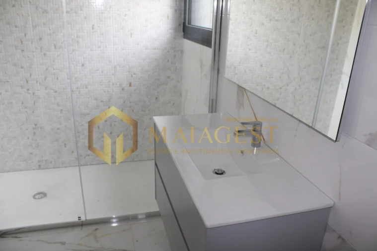 Moradia T3 para Venda em Lobão, Gião, Louredo e Guisande Foto 34