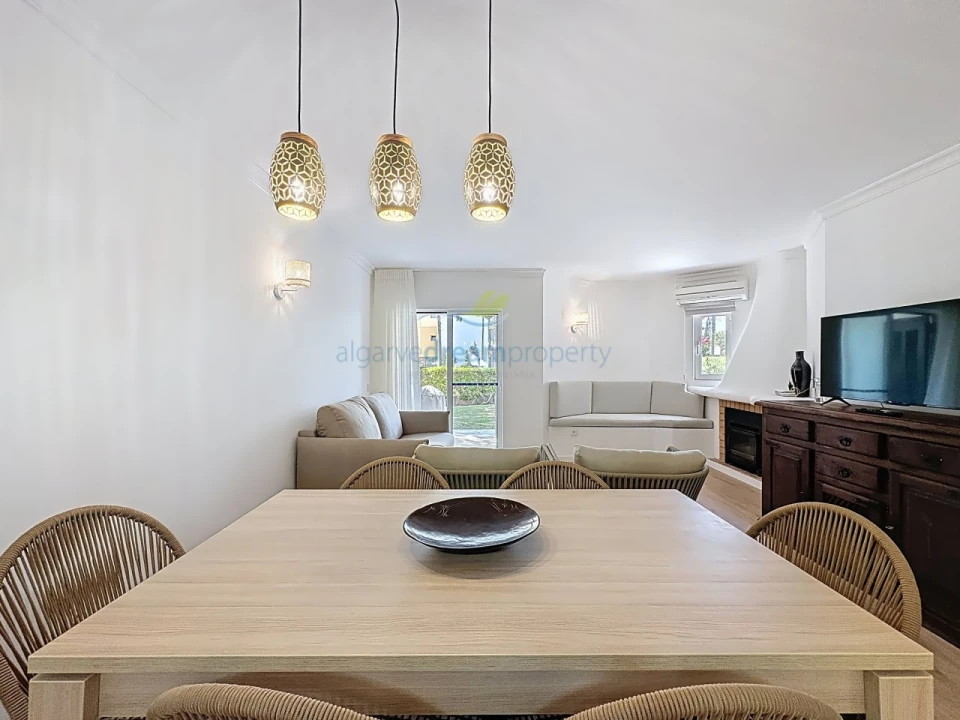 Apartamento T2 para Venda em Albufeira e Olhos de Água Foto 2