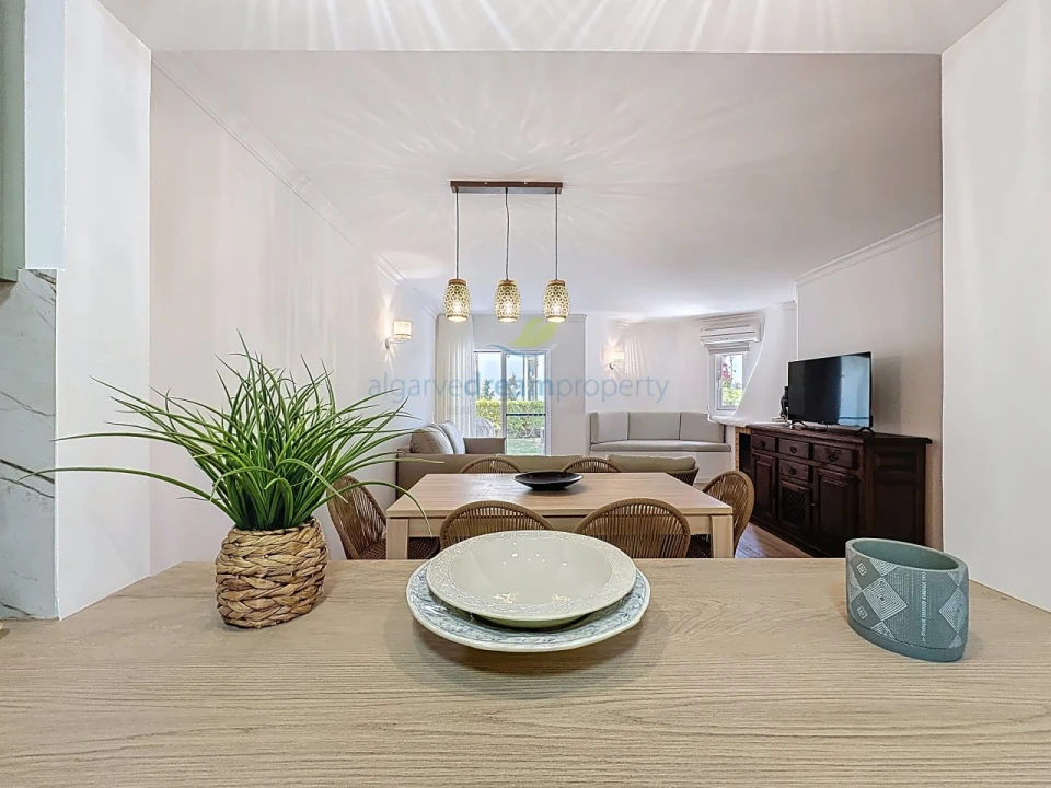 Apartamento T2 para Venda em Albufeira e Olhos de Água Foto 9