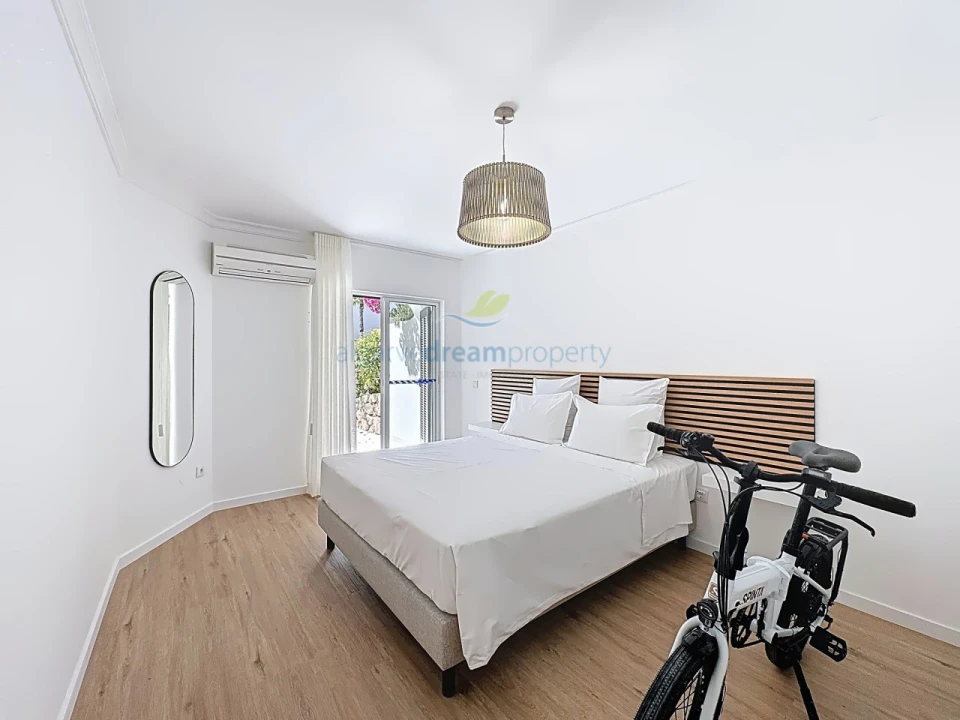 Apartamento T2 para Venda em Albufeira e Olhos de Água Foto 25