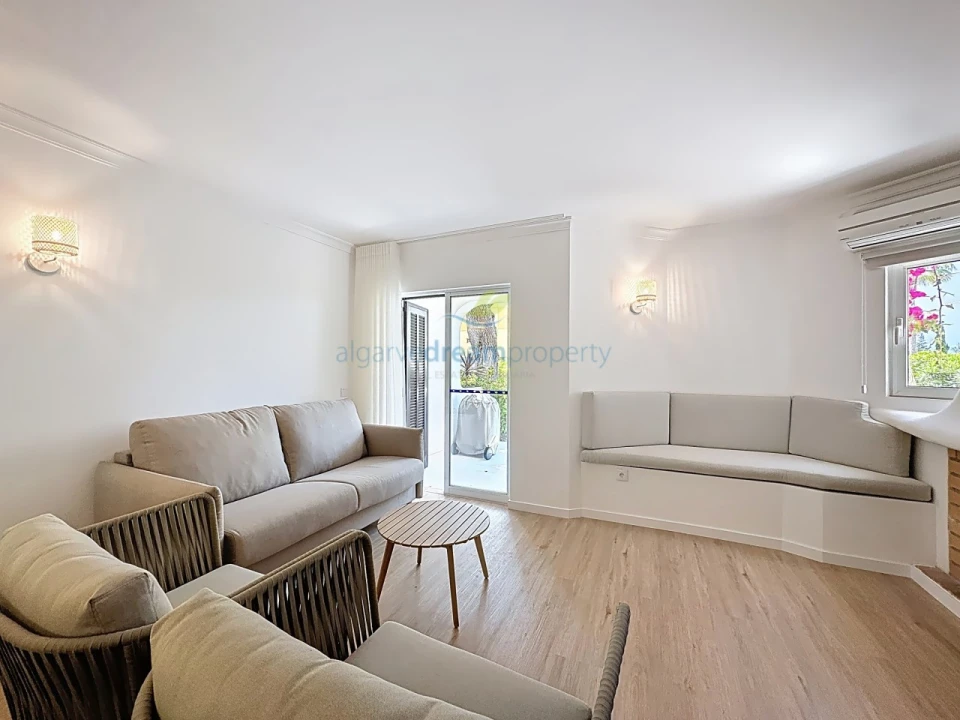 Apartamento T2 para Venda em Albufeira e Olhos de Água Foto 8