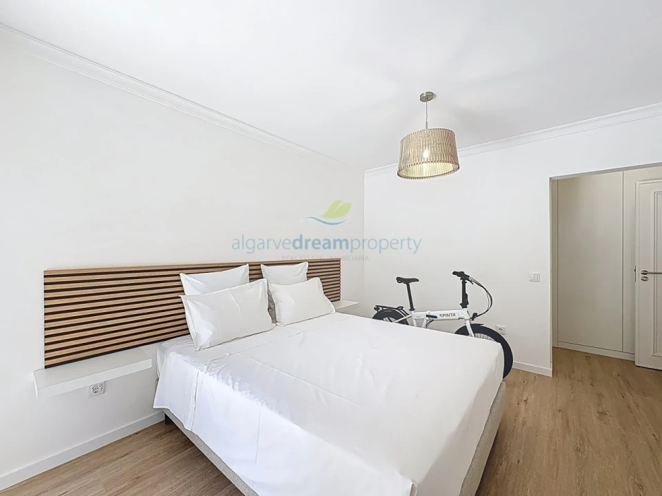 Apartamento T2 para Venda em Albufeira e Olhos de Água Foto 26