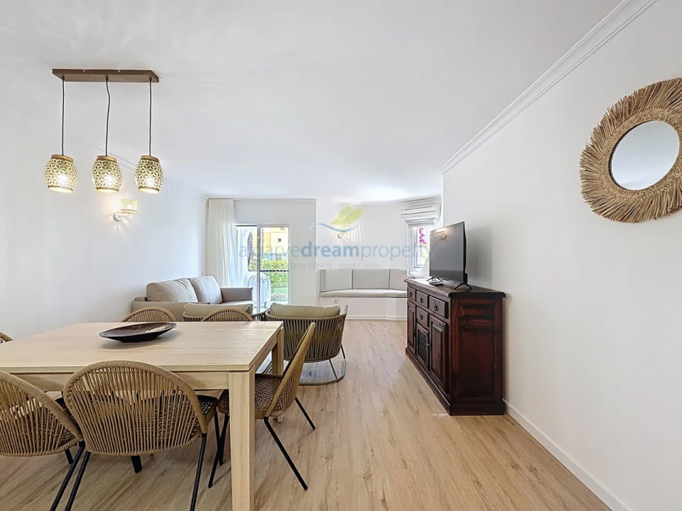 Apartamento T2 para Venda em Albufeira e Olhos de Água Foto 7