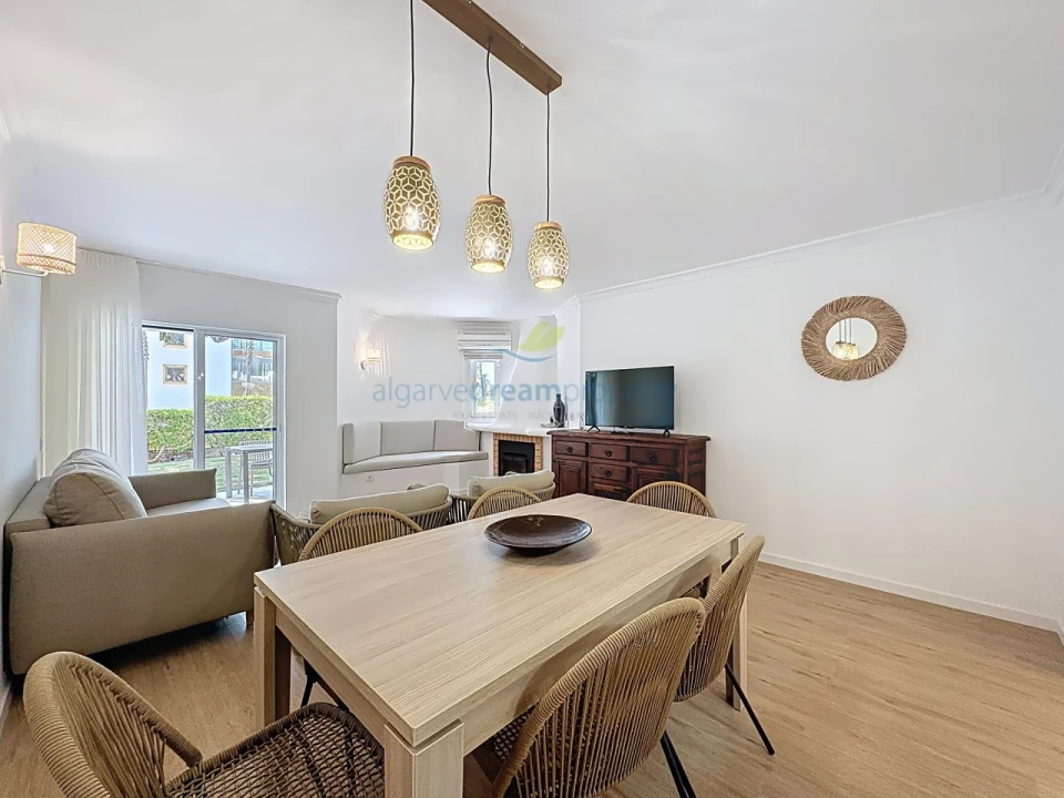 Apartamento T2 para Venda em Albufeira e Olhos de Água Foto 1