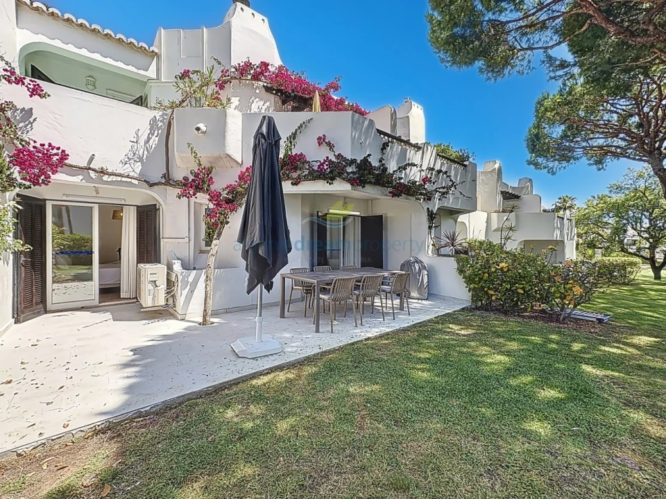 Apartamento T2 para Venda em Albufeira e Olhos de Água Foto 33