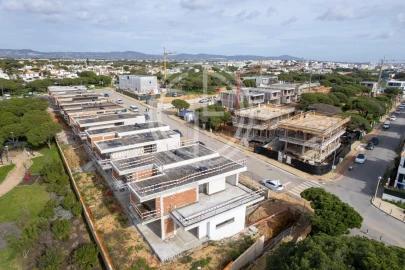Moradia T3 para Venda em Montenegro