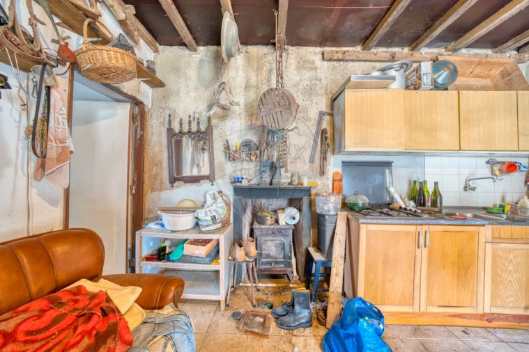 Moradia T2 para Venda em Almoster Foto 13