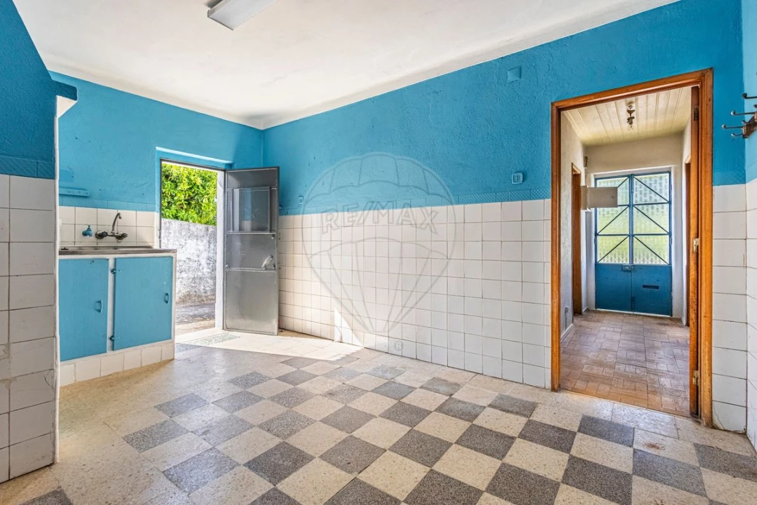 Moradia T2 para Venda em Manique do Intendente, Vila Nova de São Pedro e Maçussa Foto 16