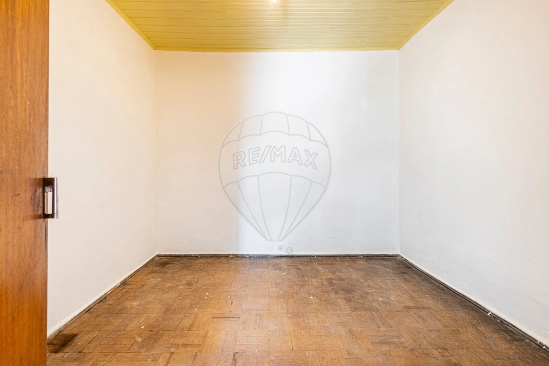 Moradia T2 para Venda em Manique do Intendente, Vila Nova de São Pedro e Maçussa Foto 11