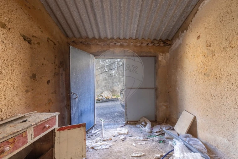 Moradia T1 para Venda em Dois Portos e Runa Foto 8