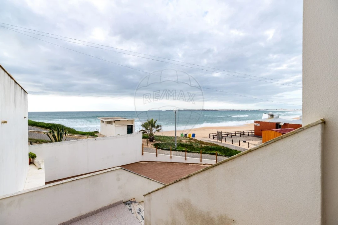 Apartamento T2 para Venda em Atouguia da Baleia Foto 19