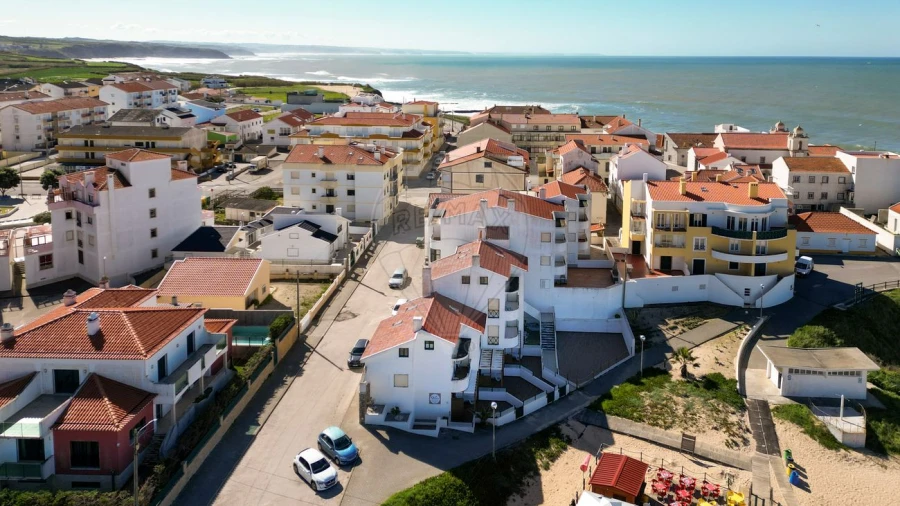 Apartamento T2 para Venda em Atouguia da Baleia Foto 24