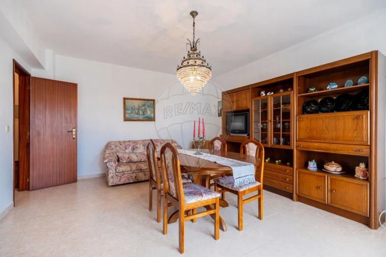 Apartamento T2 para Venda em Atouguia da Baleia Foto 14