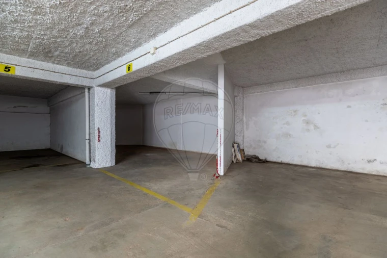 Apartamento T2 para Venda em Atouguia da Baleia Foto 6