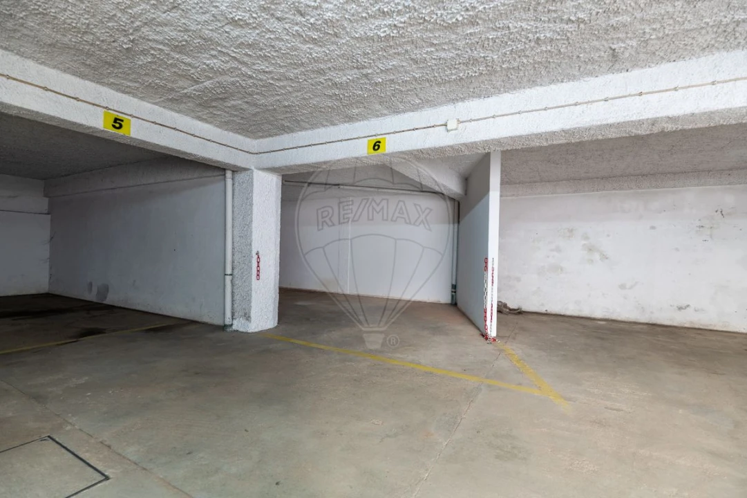 Apartamento T2 para Venda em Atouguia da Baleia Foto 5