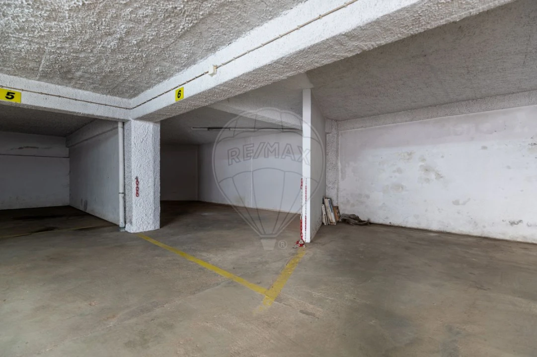Apartamento T2 para Venda em Atouguia da Baleia Foto 6