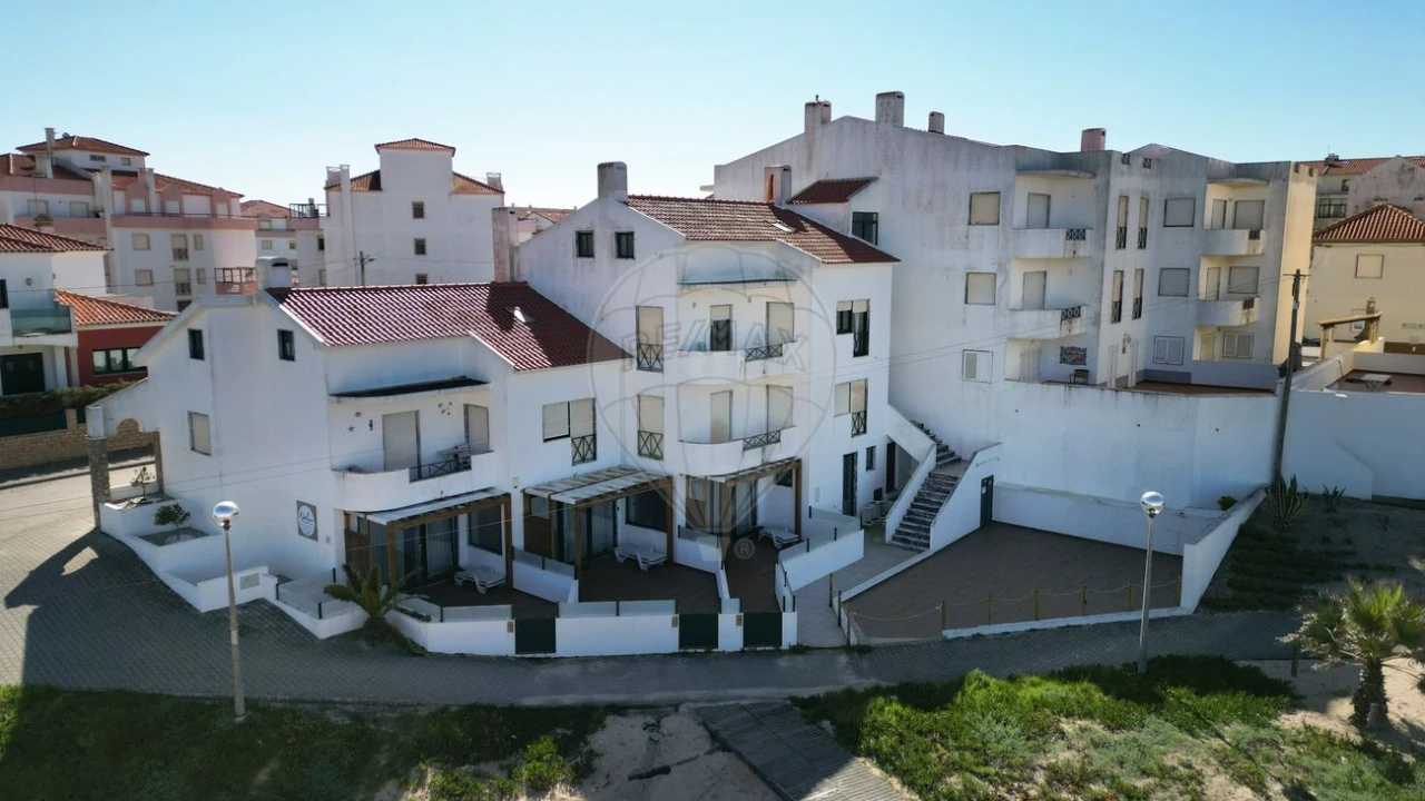 Apartamento T2 para Venda em Atouguia da Baleia Foto 31