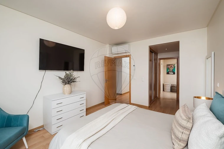 Apartamento T4 para Venda em Póvoa de Santa Iria e Forte da Casa Foto 24