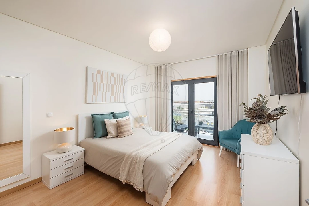 Apartamento T4 para Venda em Póvoa de Santa Iria e Forte da Casa Foto 25