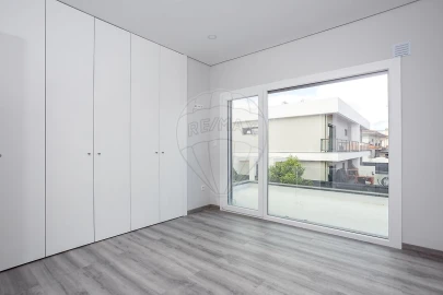 Moradia T3 para Venda em Fernao Ferro