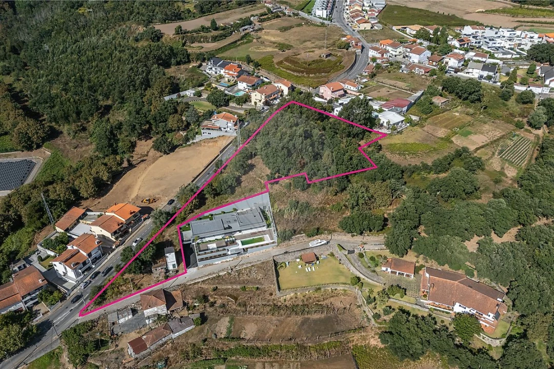 Terreno para Venda em Gondomar (São Cosme), Valbom e Jovim Foto 1