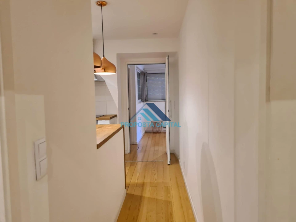 Apartamento T2 para Venda em Santo António Foto 4